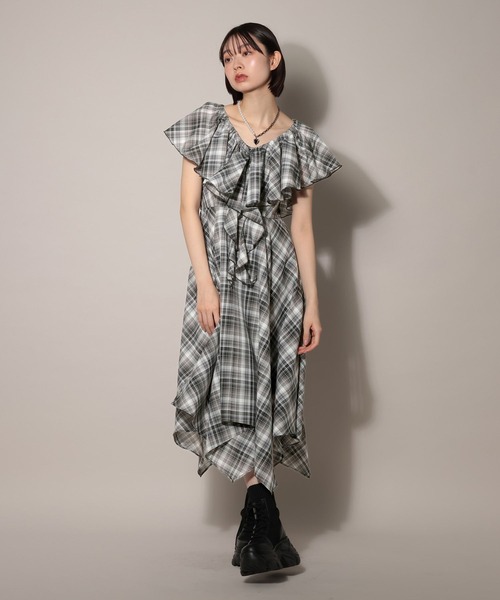 PAGEBOY（ページボーイ）の「シアーチェックマルチWAYワンピース【マルチWAY着用可能】（ワンピース・レディース・ブルー/ブラック・FREE）」の8枚目の写真