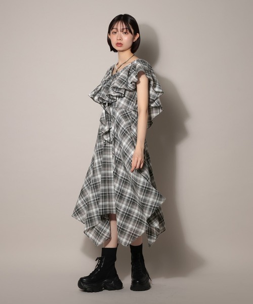 PAGEBOY（ページボーイ）の「シアーチェックマルチWAYワンピース【マルチWAY着用可能】（ワンピース・レディース・ブルー/ブラック・FREE）」の9枚目の写真