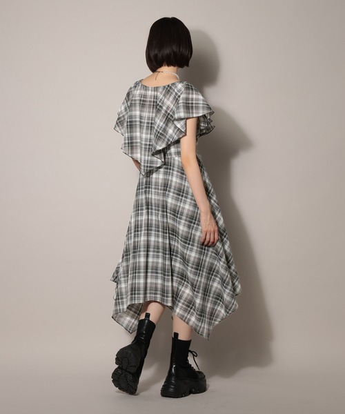 PAGEBOY（ページボーイ）の「シアーチェックマルチWAYワンピース【マルチWAY着用可能】（ワンピース・レディース・ブルー/ブラック・FREE）」の10枚目の写真