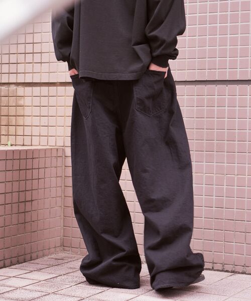 refomed(リフォメッド)の「refomed / リフォメッド FRESH MAN DENIM WIDE PANTS "OW"(デニムパンツ・メンズ・ブラック・3/2)」の4枚目の写真