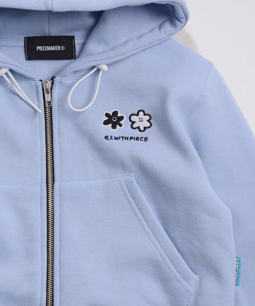 PIECEMAKER(ピースメーカー)の「DAISY CROP ZIP HOODIE (SKY BLUE)(パーカー・レディース・その他・FREE)」の3枚目の写真