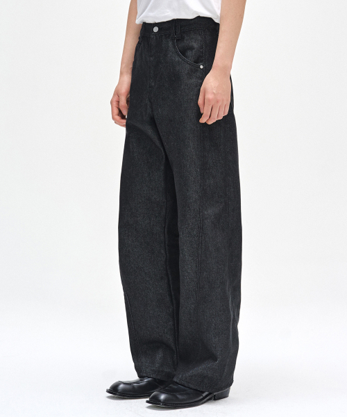 DECET(デケト)の「Curved Wide Jeans DCPT033CPBlack2(デニムパンツ・レディース・その他・26/28/30/32/34)」の4枚目の写真
