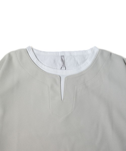 B.I.D.(ビーアイディー)の「《エステルウェッジ レイヤード風キーネックTシャツ》(Tシャツ/カットソー・レディース・ブラック/グリーン/サンドベージュ・LARGE)」の13枚目の写真