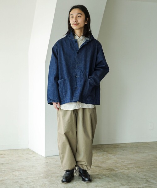 NECESSARY or UNNECESSARY（ネセサリーオアアンネセサリー）の「NECESSARY or UNNECESSARY / DENIM フード ジャケット（デニムジャケット・メンズ・インディゴブルー・MEDIUM/LARGE）」の16枚目の写真