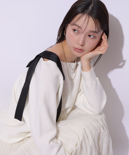 Mystrada(マイストラーダ)の「肩リボンニット(ニット/セーター・レディース・ホワイト系その他/ピンク/グレイッシュベージュ/イエロー/ホワイト・38)」の1枚目の写真