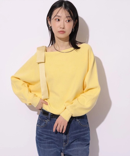 Mystrada(マイストラーダ)の「肩リボンニット(ニット/セーター・レディース・ホワイト系その他/ピンク/グレイッシュベージュ/イエロー/ホワイト・38)」の4枚目の写真