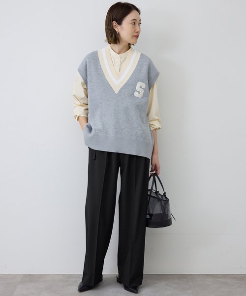 SLOBE IENA（スローブイエナ）の「《4サイズ展開》ベルテット2タックストレートパンツ（スラックス・レディース・ブラック/カーキ・34/36/38/40）」の9枚目の写真