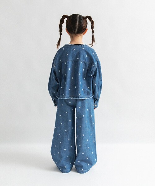 EDWIN（エドウィン）の「【Ou? by EDWIN】お花刺繍デニムパンツ（デニムパンツ・キッズ・サックスブルー/ブルー・100/110/140/120/150/130/90）」の6枚目の写真