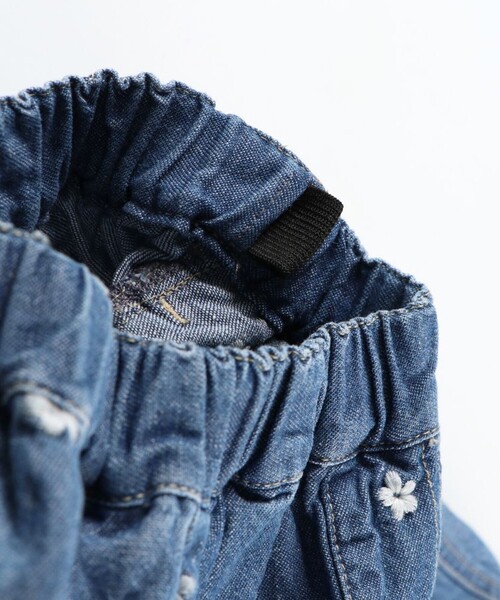 EDWIN（エドウィン）の「【Ou? by EDWIN】お花刺繍デニムパンツ（デニムパンツ・キッズ・サックスブルー/ブルー・100/110/140/120/150/130/90）」の8枚目の写真