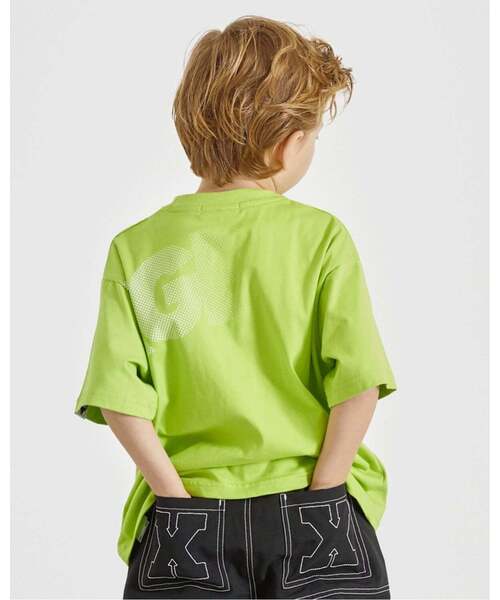 XLARGE KIDS(エクストララージキッズ)の「グラデーションロゴ 半袖Tシャツ(Tシャツ/カットソー・キッズ・ブラック/黄緑系・80cm/130cm/110cm/100cm/90cm/140cm/120cm)」の11枚目の写真