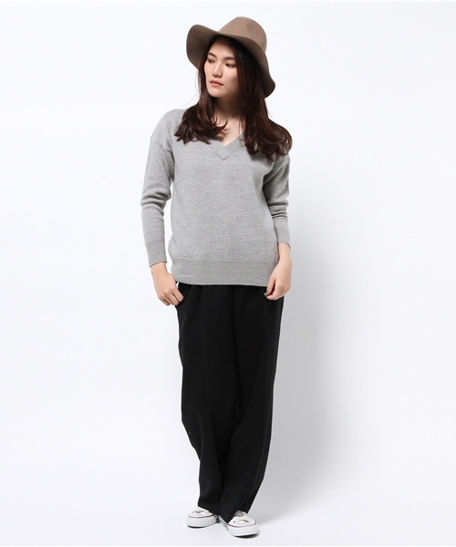 SLOBE IENA（スローブイエナ）の「圧縮Vネックニットプルオーバー◆（ニット/セーター・レディース・ベージュ/ピンク/グレー・FREE）」の10枚目の写真