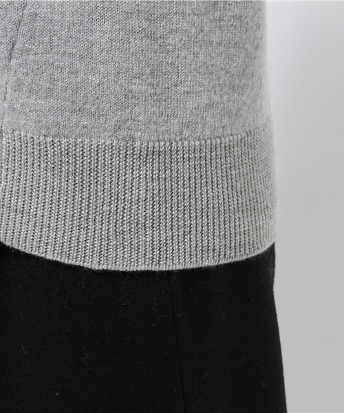 SLOBE IENA（スローブイエナ）の「圧縮Vネックニットプルオーバー◆（ニット/セーター・レディース・ベージュ/ピンク/グレー・FREE）」の13枚目の写真