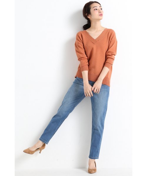 SLOBE IENA（スローブイエナ）の「圧縮Vネックニットプルオーバー◆（ニット/セーター・レディース・ベージュ/ピンク/グレー・FREE）」の8枚目の写真