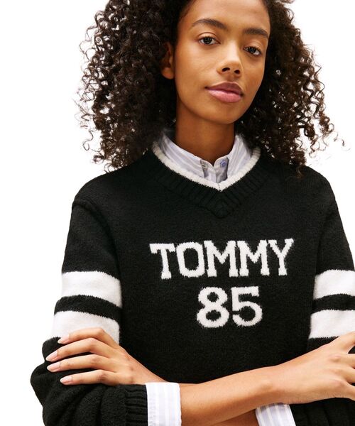 tommy jeans(トミー ジーンズ)の「TOMMY 85 セーターワンピース(ワンピース・レディース・ブラック・SMALL/MEDIUM/X-SMALL)」の3枚目の写真