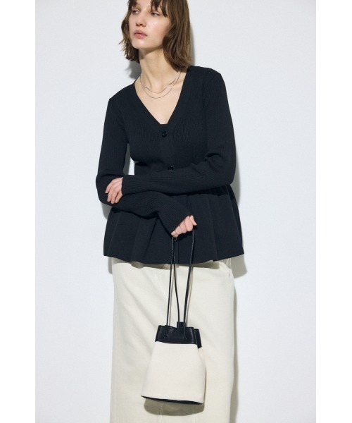 AZUL by moussy（アズールバイマウジー）の「リバーシブルバケツバッグ（ショルダーバッグ・レディース・ブラック/ブラウン・FREE）」の6枚目の写真