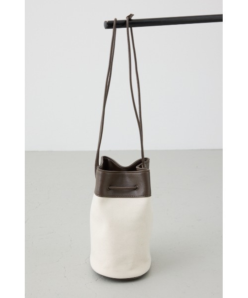 AZUL by moussy（アズールバイマウジー）の「リバーシブルバケツバッグ（ショルダーバッグ・レディース・ブラック/ブラウン・FREE）」の22枚目の写真