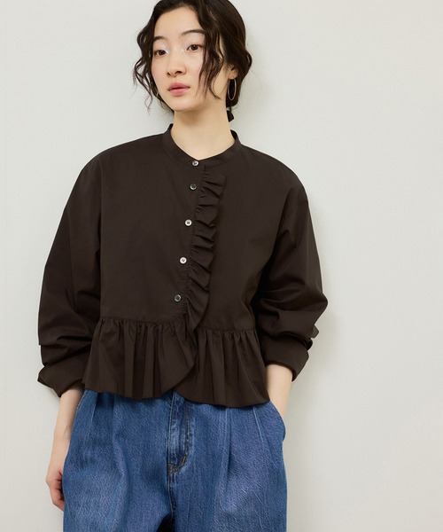 ADAM ET ROPE'（アダムエロペ）の「【サステナブル】ロングスリーブフリルブラウス（シャツ/ブラウス・レディース・ホワイト/ダークブラウン/サックスブルー・FREE）」の2枚目の写真