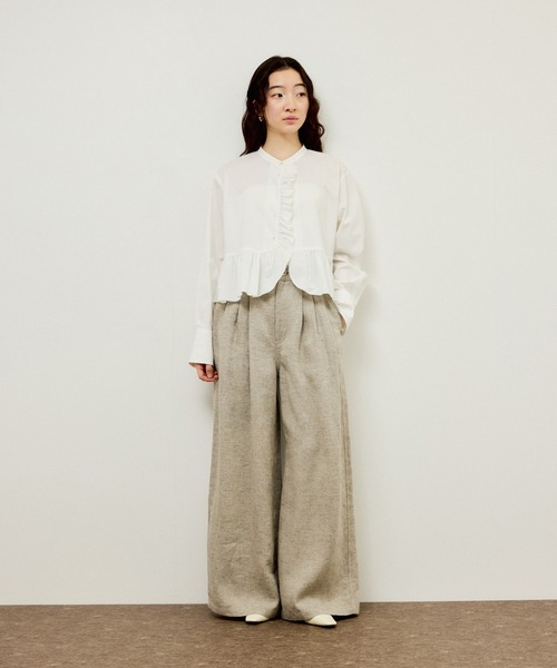 ADAM ET ROPE'（アダムエロペ）の「【サステナブル】ロングスリーブフリルブラウス（シャツ/ブラウス・レディース・ホワイト/ダークブラウン/サックスブルー・FREE）」の4枚目の写真