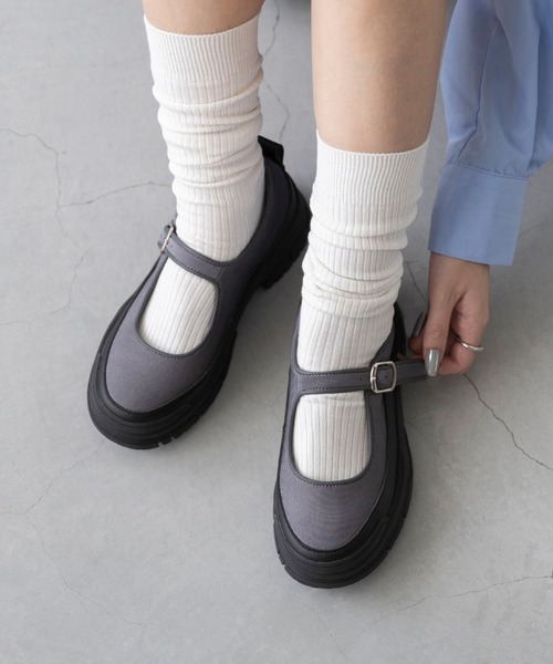 menue(メヌエ)の「メリージェーン ストラップ厚底スニーカー(スニーカー・レディース・グレー/ブラック・39/38/37/36/40)」の16枚目の写真