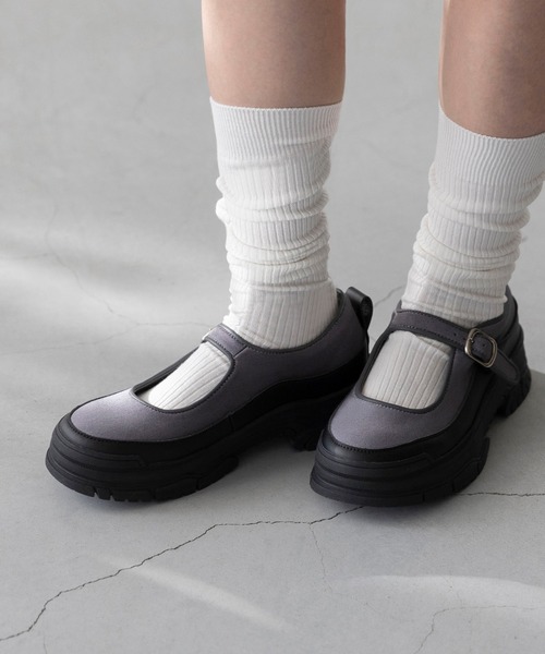 menue(メヌエ)の「メリージェーン ストラップ厚底スニーカー(スニーカー・レディース・グレー/ブラック・39/38/37/36/40)」の18枚目の写真