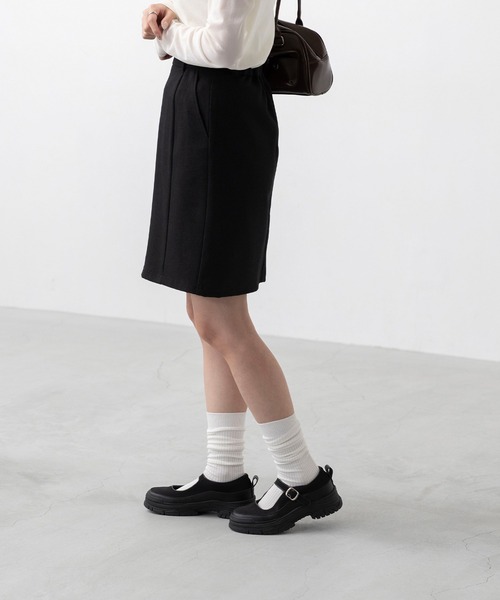 menue(メヌエ)の「メリージェーン ストラップ厚底スニーカー(スニーカー・レディース・グレー/ブラック・39/38/37/36/40)」の7枚目の写真