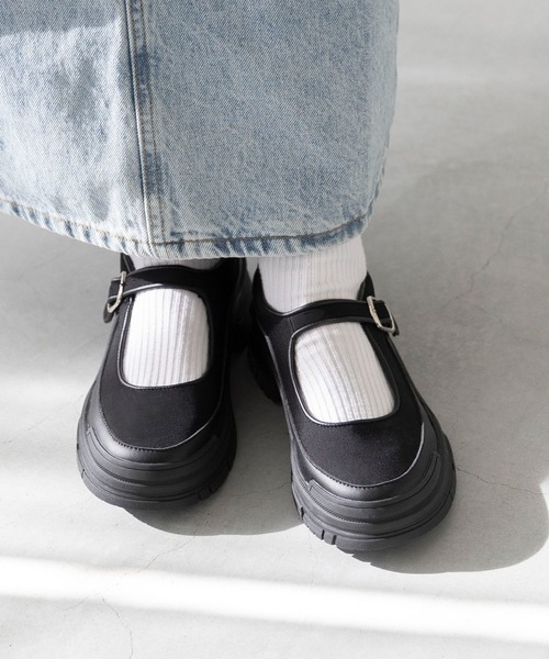 menue(メヌエ)の「メリージェーン ストラップ厚底スニーカー(スニーカー・レディース・グレー/ブラック・39/38/37/36/40)」の10枚目の写真