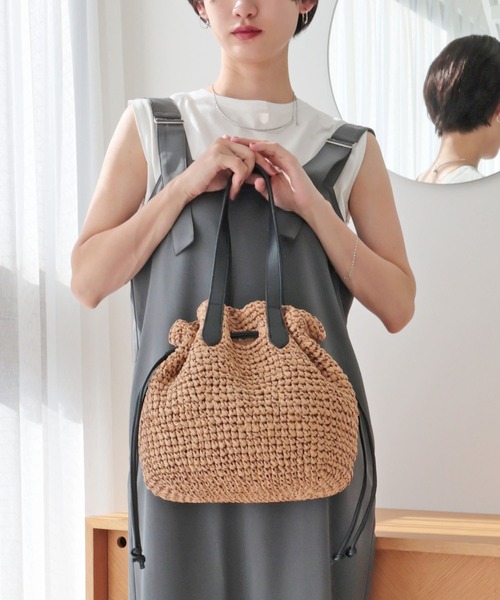 T・S・L（ティーエスエル）の「ペーパー巾着トートバッグ【詳細動画あり】（かごバッグ・レディース・ナチュラル/モカ/ベージュ・FREE）」の7枚目の写真