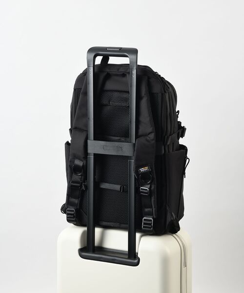 TRAVEL SHOP MILESTO(トラベルショップミレスト)の「XTREC レイヤードバックパック(バックパック/リュック・レディース・ブラック/グレイッシュベージュ・フリ-)」の21枚目の写真