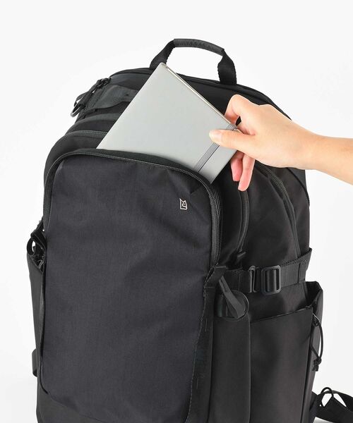 TRAVEL SHOP MILESTO(トラベルショップミレスト)の「XTREC レイヤードバックパック(バックパック/リュック・レディース・ブラック/グレイッシュベージュ・フリ-)」の16枚目の写真