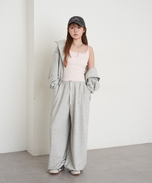 RAY CASSIN(レイカズン)の「パット付ボーダーヘンリーキャミ(キャミソール・レディース・ホワイト/ピンク/グレー/ブラック・FREE)」の6枚目の写真