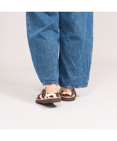Clarks(クラークス)の「Solsbury Mule. / レディースソルスブリーミュール (カウプリント)(サンダル・レディース・アニマル・UK5.5/UK4.5/UK4/UK3.5/UK3/UK5/UK6)」の16枚目の写真