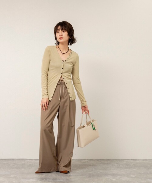 MAQWEL（マクウェル）の「【MAQWEL/マクウェル】ウォッシャブルラインパンツ（その他パンツ・レディース・ライトグレー/ベージュ・M/S）」の8枚目の写真