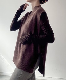 Y/lim（イリム）の「ビッグサイズ脇スリットニットベスト（ベスト）」