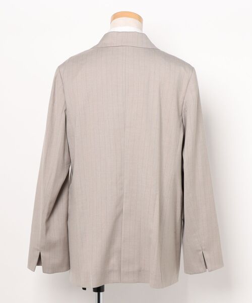 m.f.editorial（エムエフエディトリアル）の「【遮熱 UV ウォッシャブル】m.f.エディトリアル レディース ビリーストライプ ダブルジャケット ベージュ(セットアップ可能)（スーツジャケット・レディース・ベージュ・LARGE/MEDIUM）」の2枚目の写真