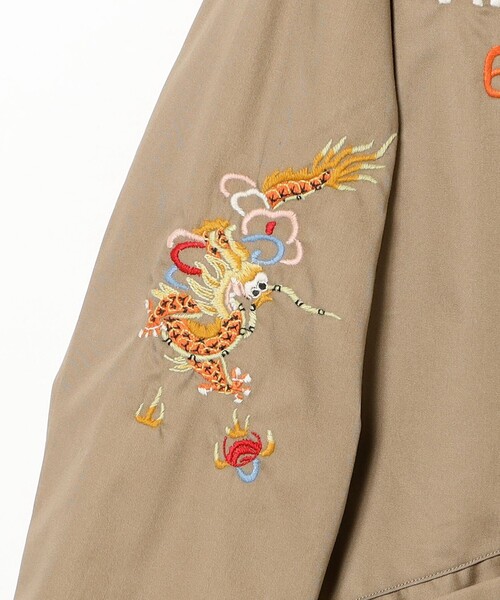 BEAMS BOY（ビームスボーイ）の「テーラー東洋 / Late 1960s Style Cotton Vietnam Jacket “DRAGON”（ブルゾン・レディース・ベージュ・SMALL）」の5枚目の写真