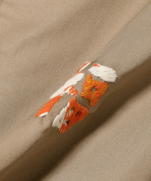 BEAMS BOY（ビームスボーイ）の「テーラー東洋 / Late 1960s Style Cotton Vietnam Jacket “DRAGON”（ブルゾン・レディース・ベージュ・SMALL）」の8枚目の写真