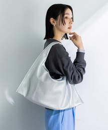 トライアングルショルダーバッグ