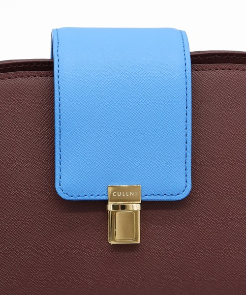 CULLNI(クルニ)の「Flap Trapezoid Leather Bag(ショルダーバッグ・メンズ・オフホワイト/ブラック/バーガンディー/ブラック系・ONESIZE)」の17枚目の写真