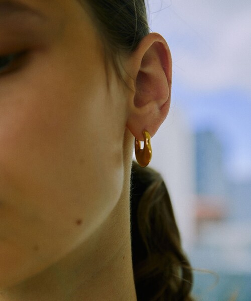 SOAC(ソーク)の「<SOAC>PLUMP DROP ピアス(ピアス(両耳用)・レディース・ゴールド/シルバー・FREE)」の1枚目の写真