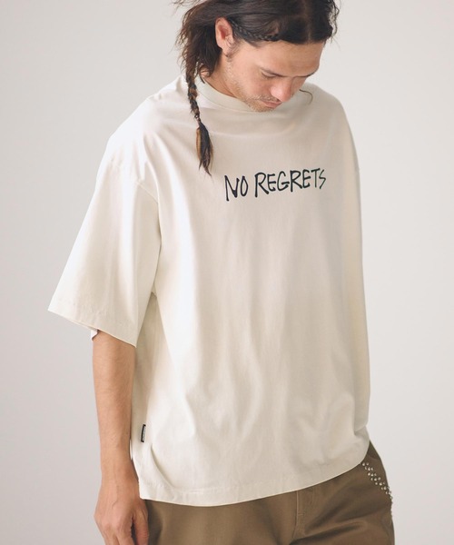 ADAM PATEK(アダムパテック)の「ADAMPATEK/gallagher agingT/プリント、刺繍入りエイジング加工Tシャツ(Tシャツ/カットソー・メンズ・グリーン/ブラック/ホワイト/ピンク・1/2)」の22枚目の写真