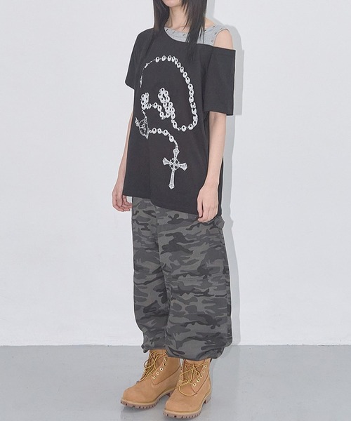 FANCY CLUB(ファンシークラブ)の「FANCY CLUB/ROSARYレイヤードT(Tシャツ/カットソー・レディース・ブラック・FREE)」の4枚目の写真