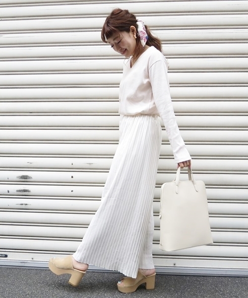 Chico（チコ）の「【who's who Chico】スクエア2WAYリュック（バックパック/リュック・レディース・ブラック/グレー/ライトベージュ・FREE）」の9枚目の写真