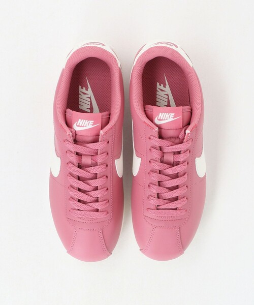 NIKE(ナイキ)の「<NIKE>W CORTEZ LEATHER PK スニーカー(スニーカー・レディース・ピンク・23cm/22.5cm/25cm/25.5cm/23.5cm/24cm/24.5cm)」の3枚目の写真