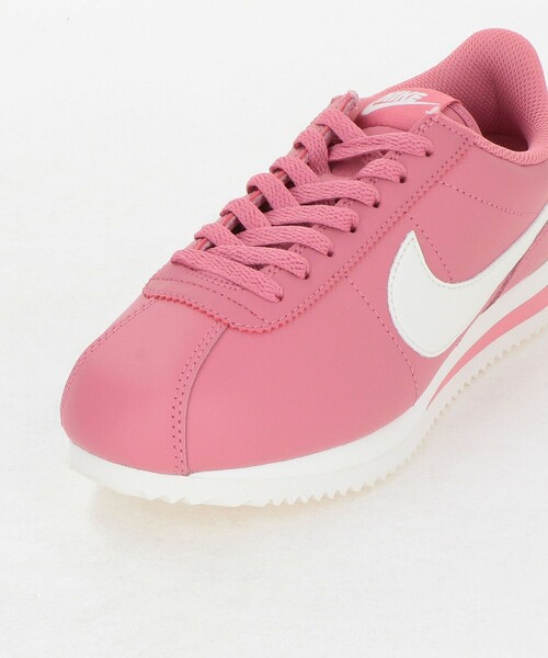 NIKE(ナイキ)の「<NIKE>W CORTEZ LEATHER PK スニーカー(スニーカー・レディース・ピンク・23cm/22.5cm/25cm/25.5cm/23.5cm/24cm/24.5cm)」の8枚目の写真