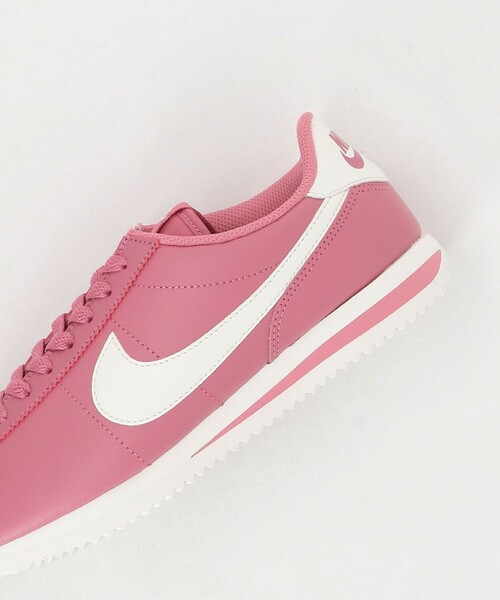 NIKE(ナイキ)の「<NIKE>W CORTEZ LEATHER PK スニーカー(スニーカー・レディース・ピンク・23cm/22.5cm/25cm/25.5cm/23.5cm/24cm/24.5cm)」の9枚目の写真