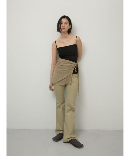 LA PEAU DE GEM（ラポドゥジェム）の「【LA PEAU DE GEM】cotton linen dry mesh apron skirt/コットンリネンドライメッシュエプロンスカート（スカート・レディース・ブラック/ベージュ・FREE）」の11枚目の写真