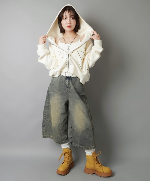 SPINNS(スピンズ)の「カップ付きキャミソール/2ストラップ(キャミソール・レディース・ブラック/オフホワイト・ONESIZE)」の12枚目の写真