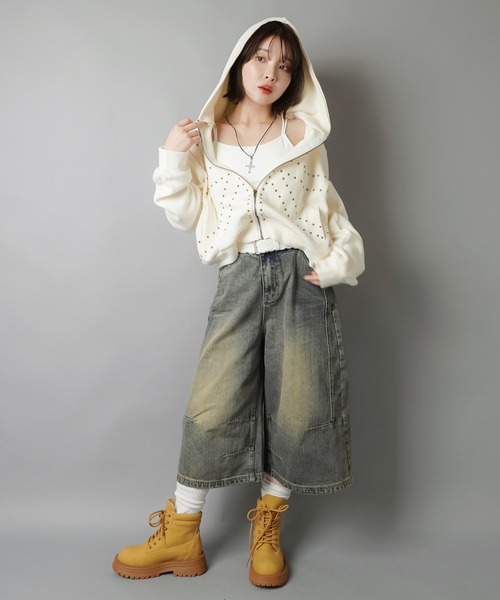 SPINNS(スピンズ)の「カップ付きキャミソール/2ストラップ(キャミソール・レディース・ブラック/オフホワイト・ONESIZE)」の13枚目の写真
