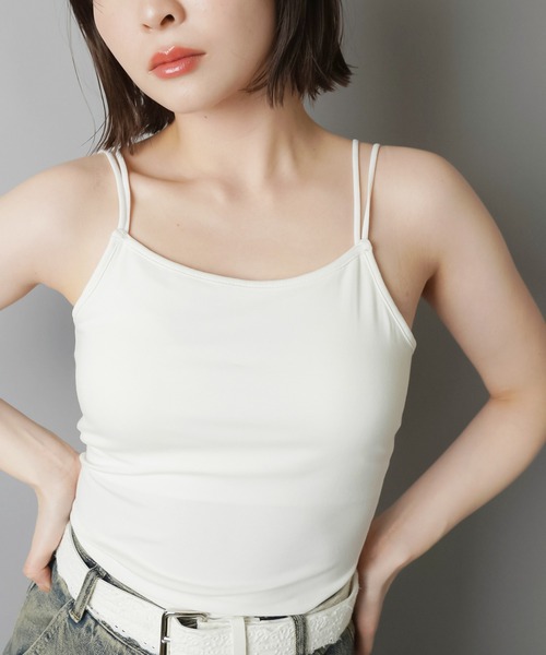 SPINNS(スピンズ)の「カップ付きキャミソール/2ストラップ(キャミソール・レディース・ブラック/オフホワイト・ONESIZE)」の8枚目の写真