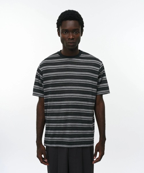 markaware（マーカウェア）の「【marka/マーカ】Super120sウォッシャブルウール天竺 / クルーネックTee / CREW NECK TEE（Tシャツ/カットソー・メンズ・グレー/ブラック/ベージュ・2/1）」の20枚目の写真